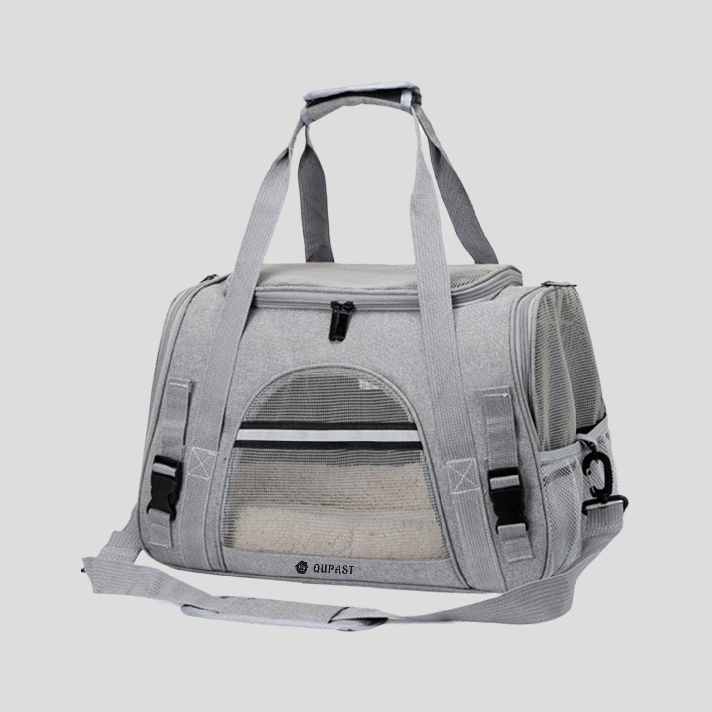 Car-mounted breathable pet carrier for outdoor use