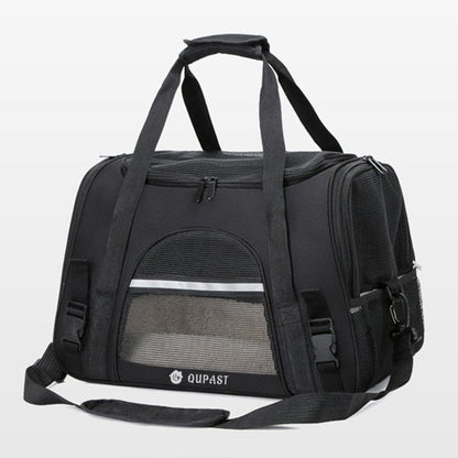 Car-mounted breathable pet carrier for outdoor use