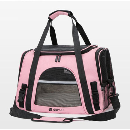 Car-mounted breathable pet carrier for outdoor use