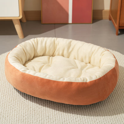 Oval-shaped pet bed, cool in summer and warm in winter